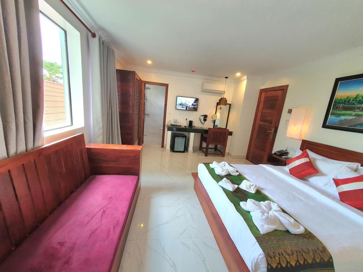 Darling Pub Hostel Сием Реап Екстериор снимка