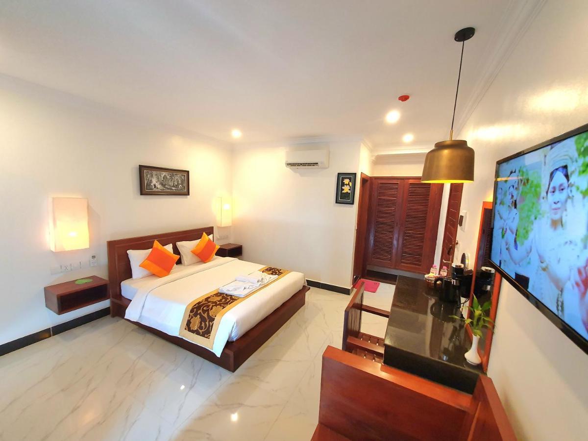 Darling Pub Hostel Сием Реап Екстериор снимка